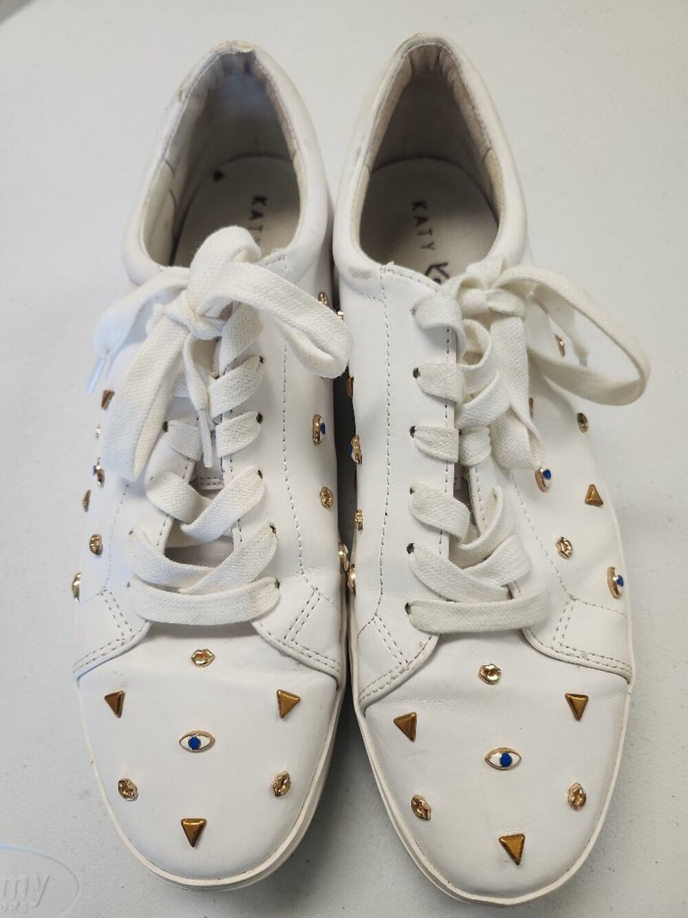 Katy Perry The Dylan Sneaker Shoes Women White Platform Lip Eye Studs Sz 9